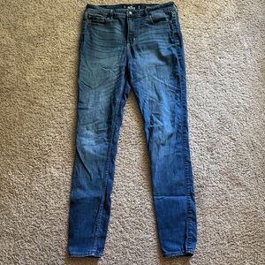 Hollister Women's Skinny Jeans in Deep Blue